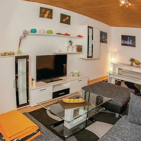 Three-bedroom In شقة Frankenau